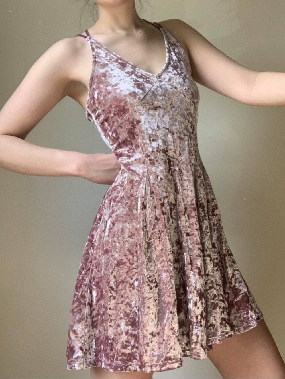 American Eagle Irridesent Velvet Skater Dress Size Medium Pink